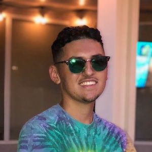 Meet your Posher, Dominic